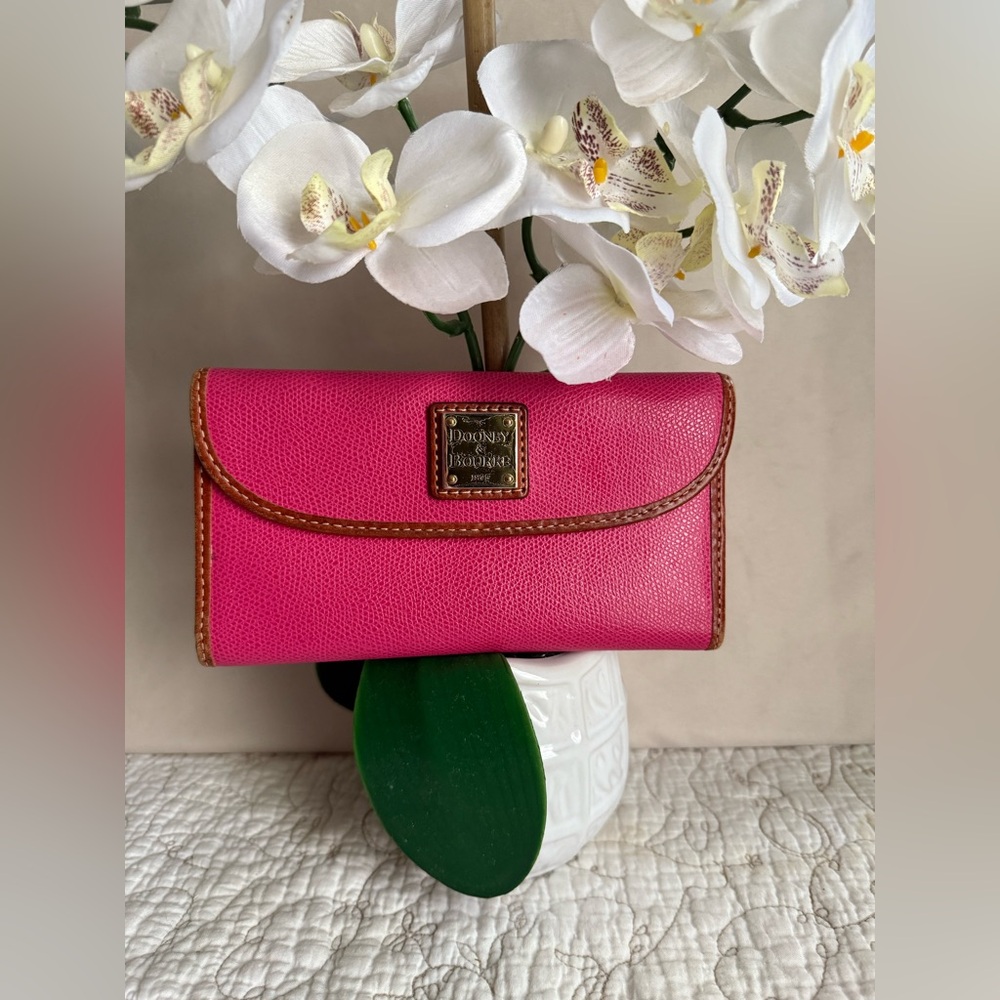 Dooney & Bourke Pebbled Grain Leather Continental Clutch Wallet Pink